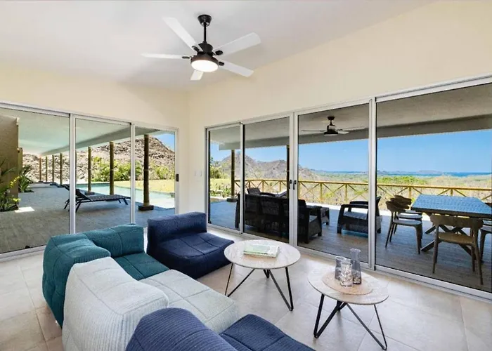 Luxury Villa Potrero