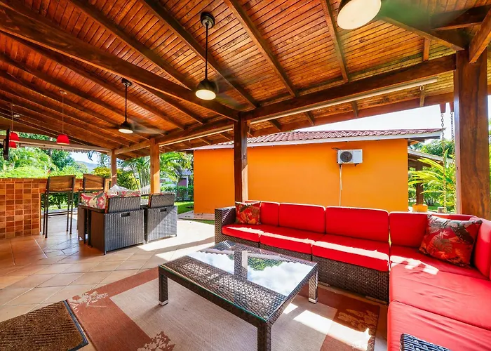 Villaggio 376 - Bbq, Pool, Garden, Smart Tv, Parking, Ac, King Bed, Laundry Facilities