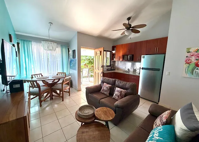 Happy Oasis Second Floor Condo With Terrace