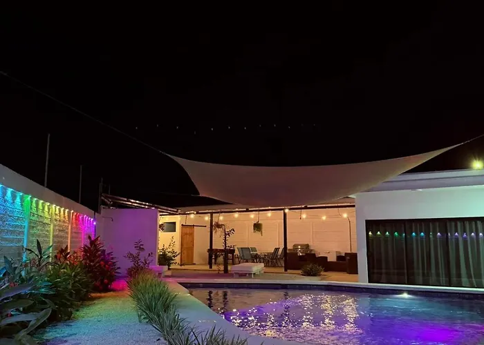 Luxury Home Tamarindo 3Br- 4Ba And Private Pool