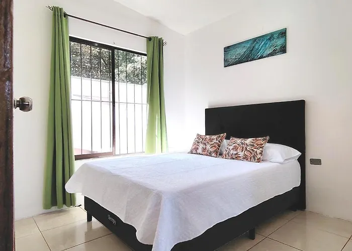 Casa Chika, Playa Grande, Private House, Pool, Kitchen, Ac