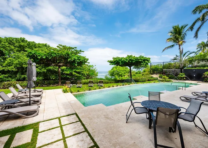 Beachfront Easy Beach Access, Security & Cameras