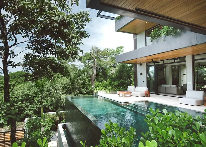 Casa Dominick - Luxury A Short Walk From The Sea