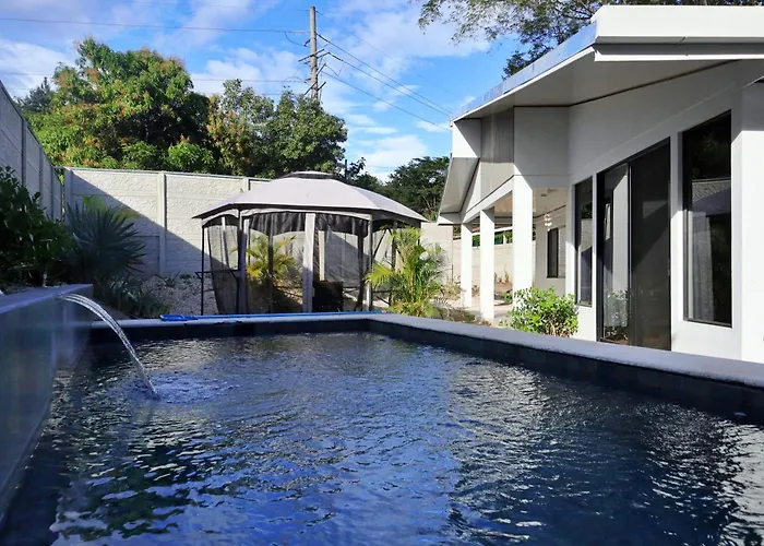 Casa Aldama With Private Pool Near Playa Tamarindo