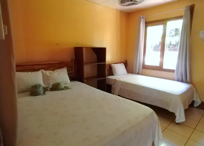 Corozalito Turtle Lodge