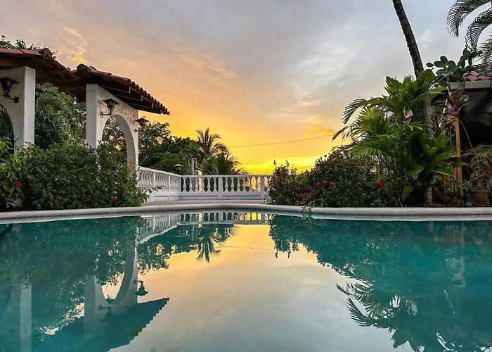 Apt 33 Best Ocean Views Hilltop Oasis