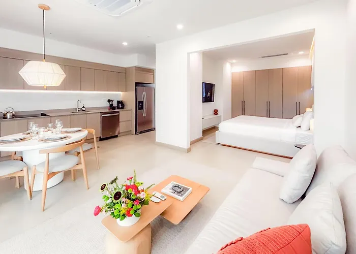 Condo With Terrace + Pool Viiew In Playas Del Coco | Naumi N511