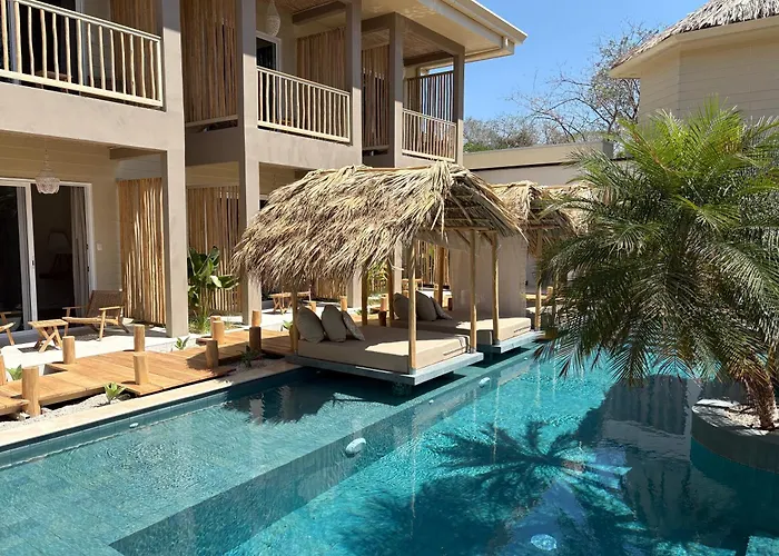 Boutique Aparthotel El Patio Tamarindo - 150M Beach (Adults Only)