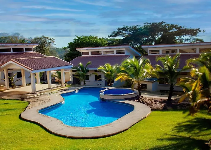 Luxury Accommodation On Playa Del Coco