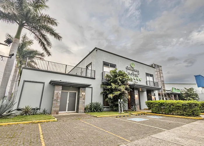Hotel Cana Brava Inn