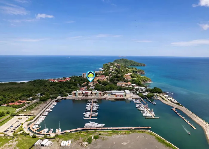 Top-Floor Condo With Sweeping Ocean, Mountain & Marina Views