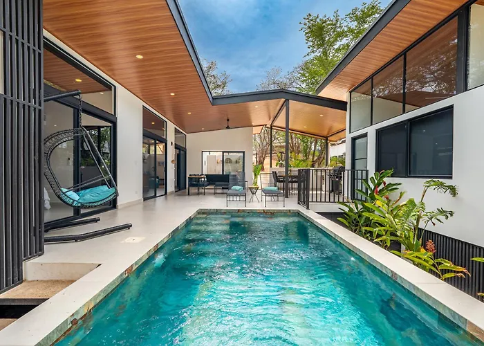 Luxury Pool Villa Near Conchal & Hidden Beaches