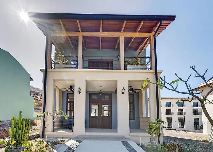 Modern Villa With Private Pool