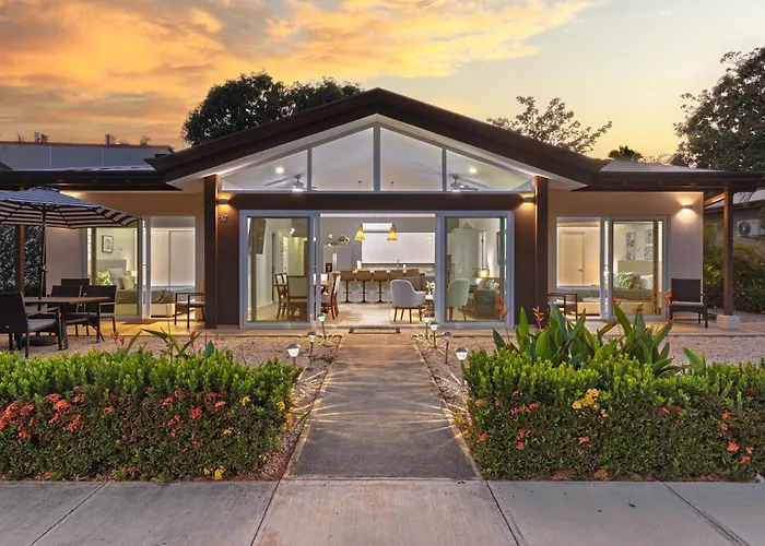 The Point Casa 17 At Avellanas Near Tamarindo