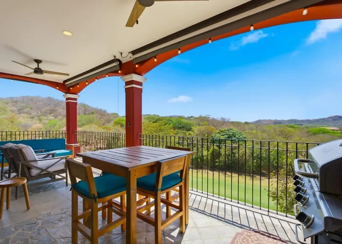 Penthouse, Private Patio, Bbq Grill & Beach Club