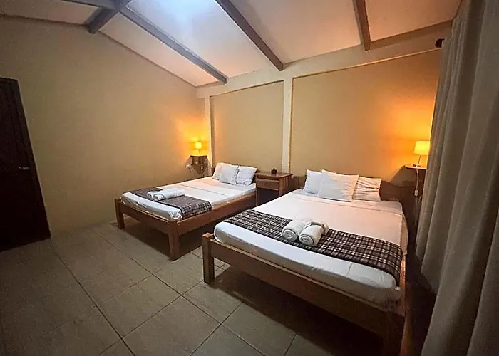 Zompopa Lodge