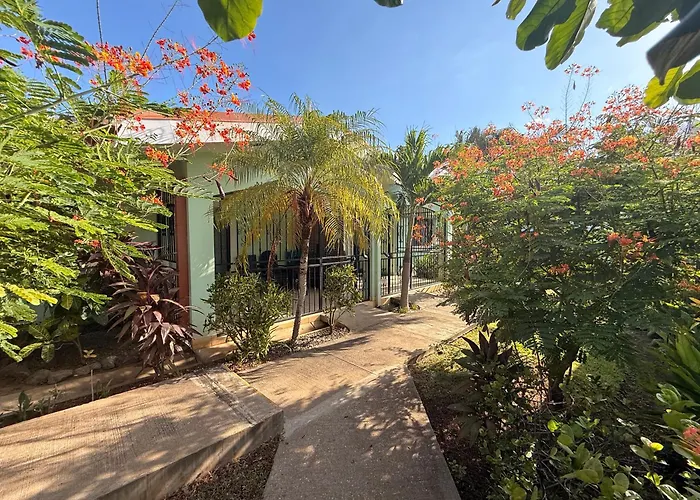 Tropical Escape At Green Life