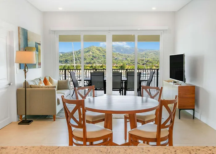 Marina-View Luxury Villa With Dual Master Suites
