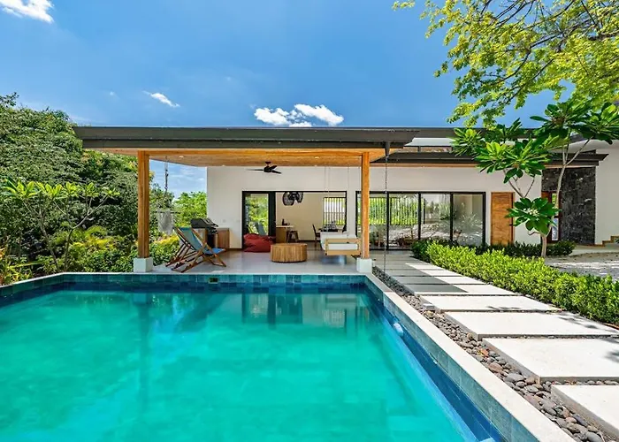 Casa Lago - Full Home