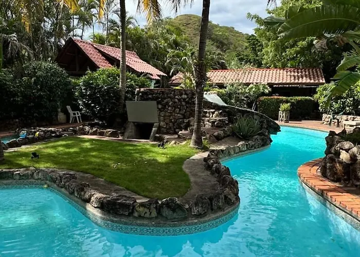 Private 1BR Retreat Queen Bed Pool Near El Coco Beach