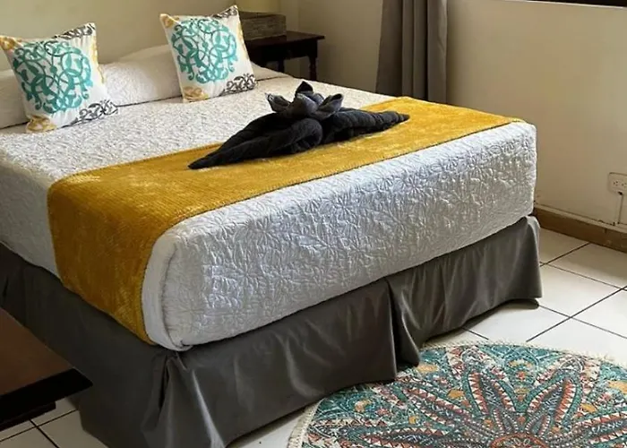 Pueblo Dorado Surf Hotel