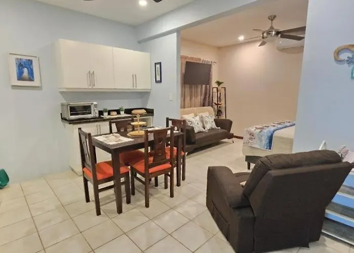 Marina Loft 104 Fully Equipped Ground Floor Studio