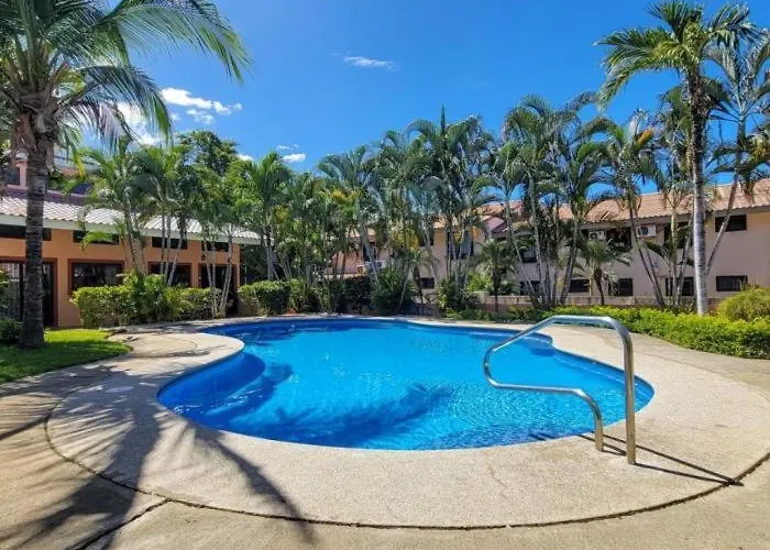 Ocean Paradise #7 Bright Stylish Condo