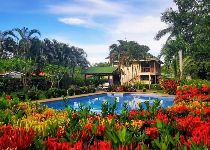 Exlplore Paradise Linda Vista Cottage