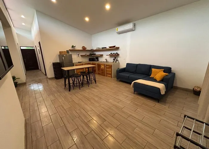 Spacious, peaceful retreat near Tamarindo