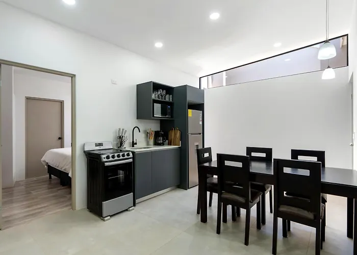 Casa Margarita Apt 2Br W Plunge Pool, Tamarindo