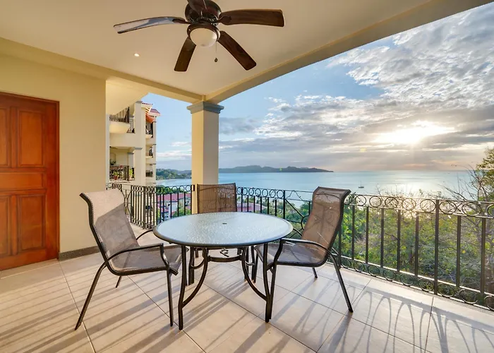 Best Flamingo Beach View! Pool, Balcony