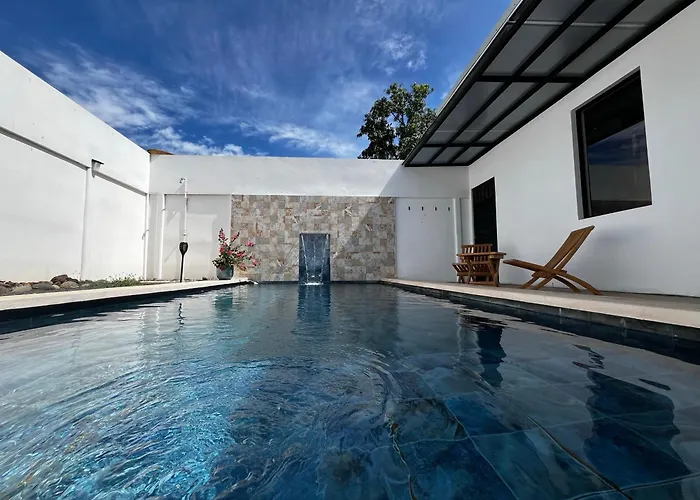 Casa Aurora Oasis With Private Patio & Pool