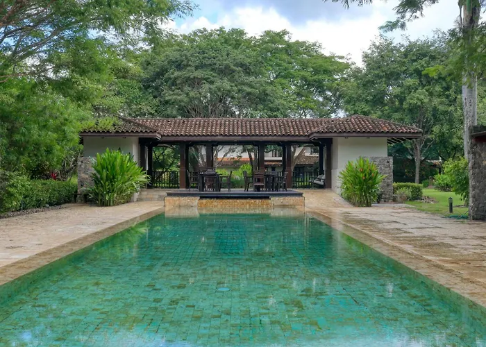 Tamarindo Villa W/ Private Pool, Beach Club Access
