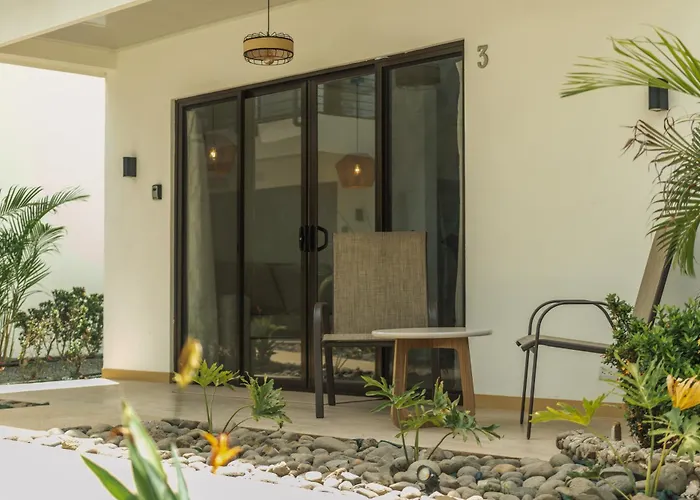 Tropical Hideaway Loft