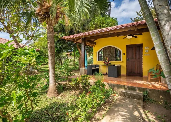 Potrero Paradise With Poo, One-Bed Gem