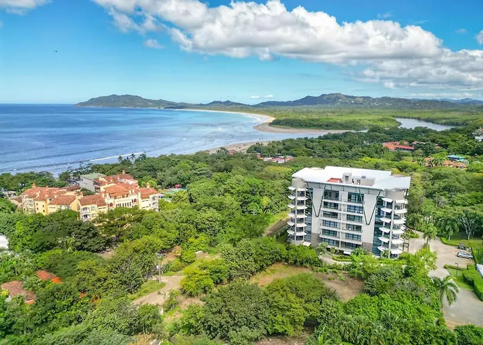 Spacious La Perla Condo With Terrace And Views