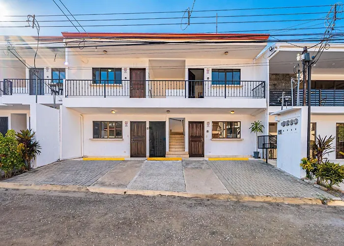 Playas Del Coco Condo W/ Pool: Near Beach!