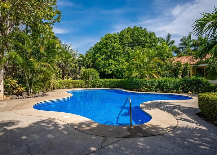 Walk To Playa Ocotal! 2Br Condo W/ Pool