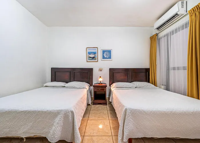 1 Mi To Beach: Playas Del Coco Condo W/ Pool