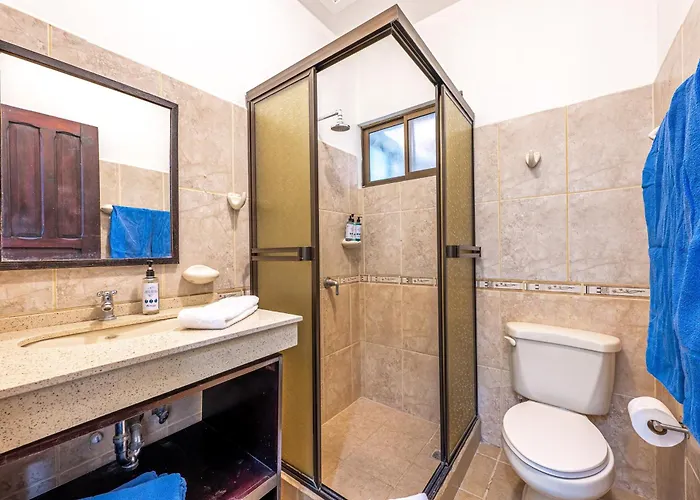 Near Beach! Playas Del Coco Condo W/ Pool