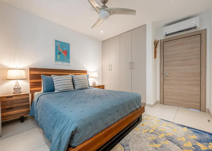 Tamarindo Ocean-View Condo, Shared Infinity Pool