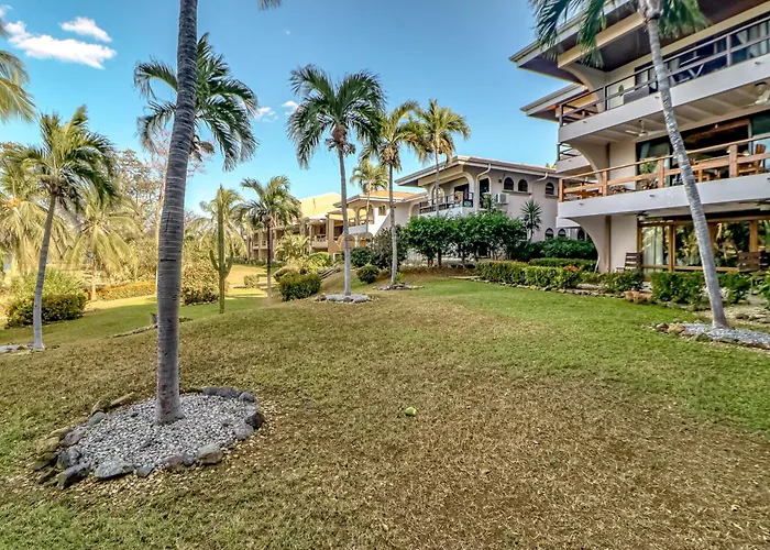 Ideal 2Br Oceanfront 2Nd-Floor | Balcony
