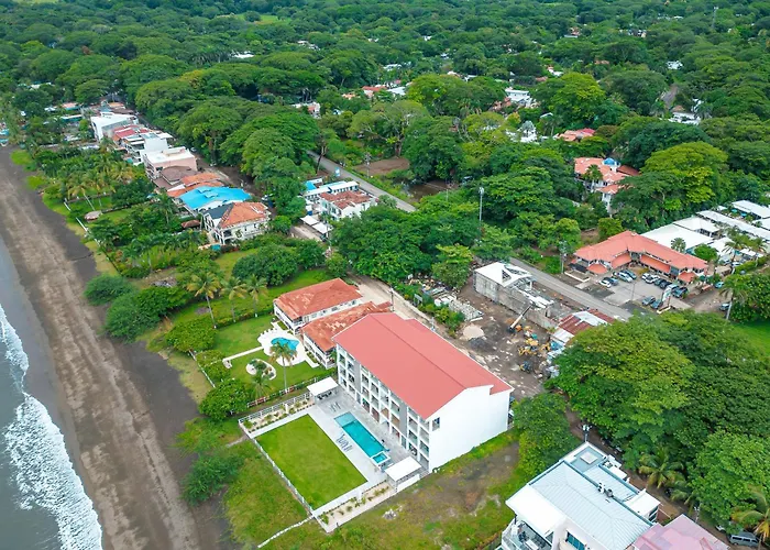 Oceanfront Escape In Playa Potrero, Costa Rica