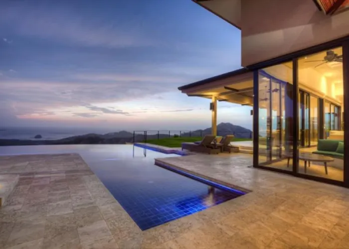 Casa Symbiotica - Exclusive Villa With Gym, Infinity Pool & Housekeeping