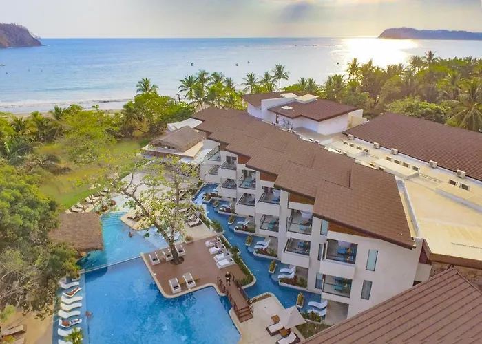 Azura Beach Resort (Adults Only)