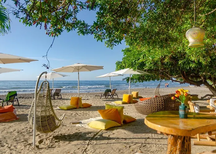 La Dolce Vita - On The Beach - Samara