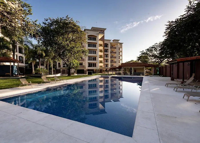 Peninsula 13